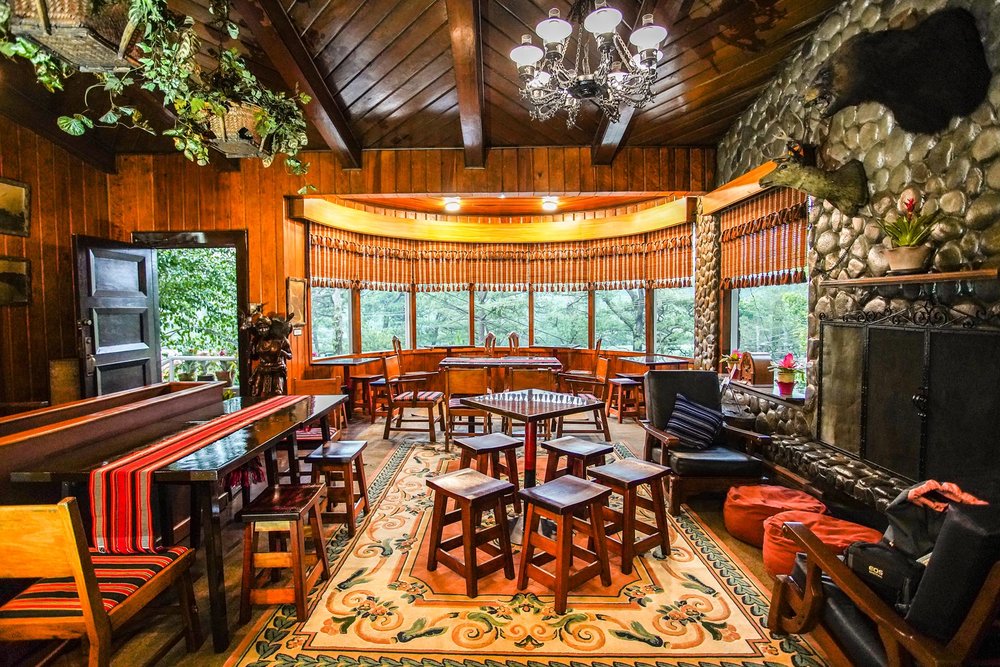 sitting room with artistic and colorful furniture