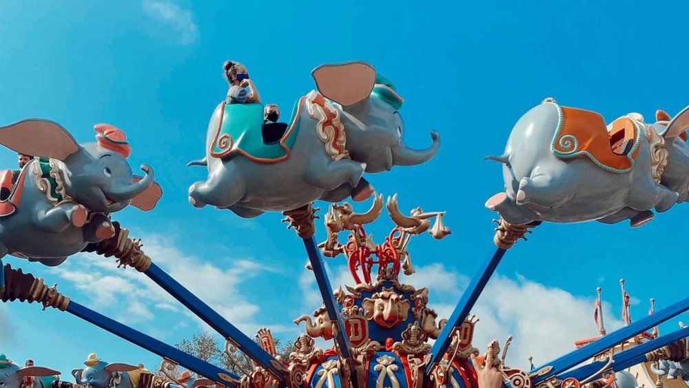 Dumbo the Flying Elephant is a ride fit for all ages!  Image credits @bleighlovee on Instagram