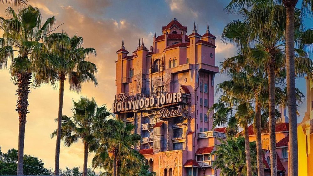 This elevator-drop ride has been a crowd favourite since its opening in 1994!  Image credits @wingchunjourney on Instagram