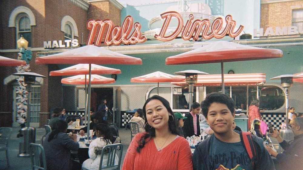 The vintage vibes are immaculate! Image credits to @threeangelsonfilm on Instagram