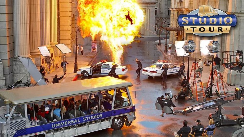 The world-famous Studio Tour shows the magic behind the movies, with sets created with creative consultation from Steven Spielberg himself!