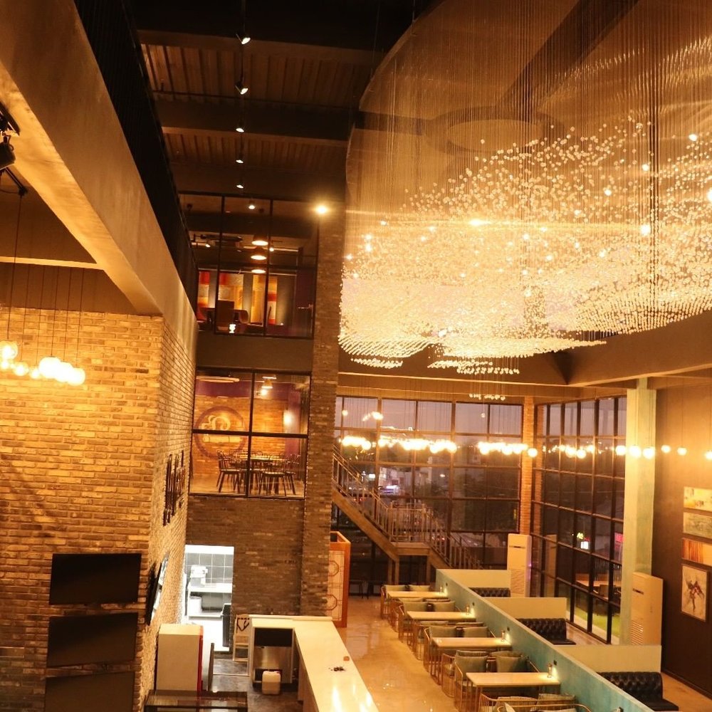 restaurant high ceiling interiors