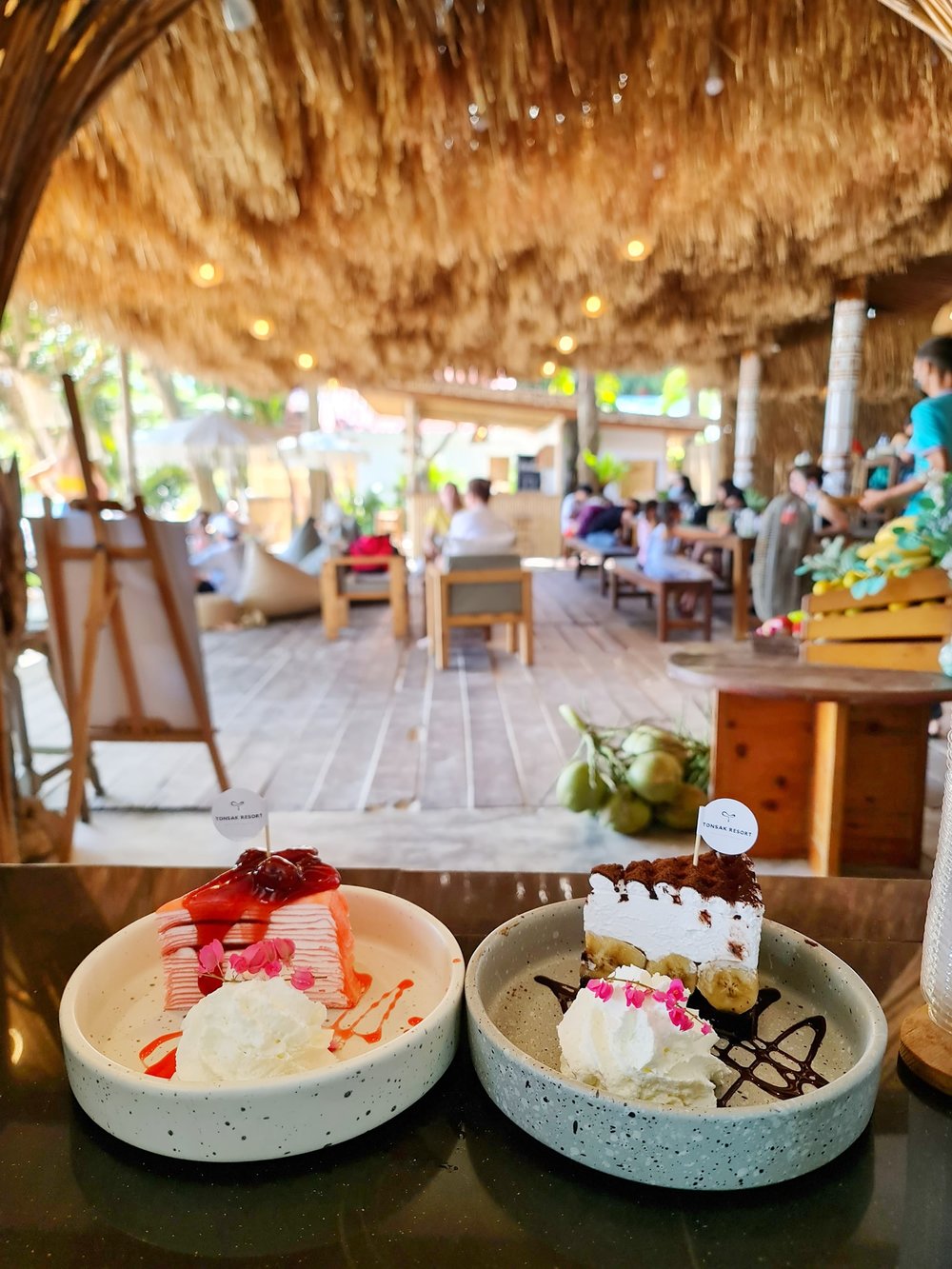 Tonsak Cafe & Restaurant 2