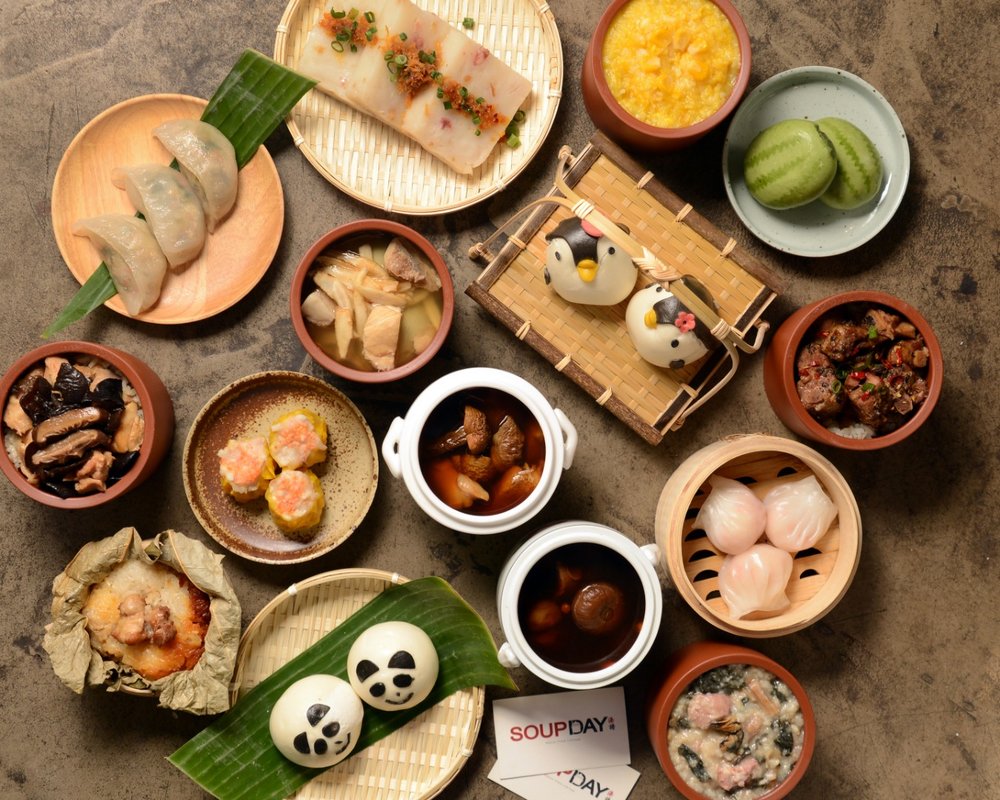 多款靚湯、小食、點心,任君選擇。