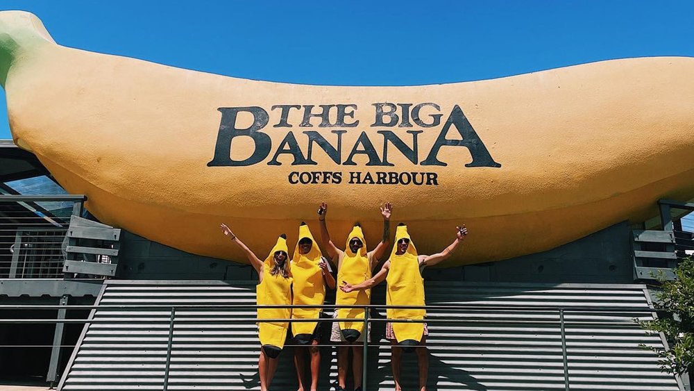 We spy with our little eye two, three, and five big bananas in this pic!  Image Credits: @cejass_