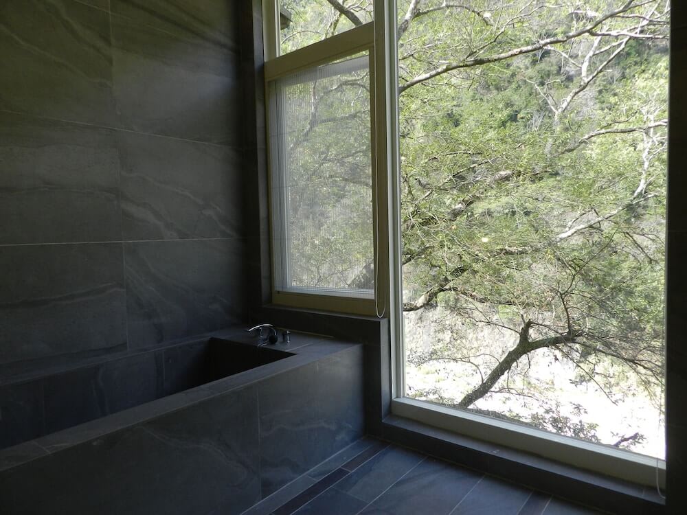 台中谷關明高溫泉會館浴池