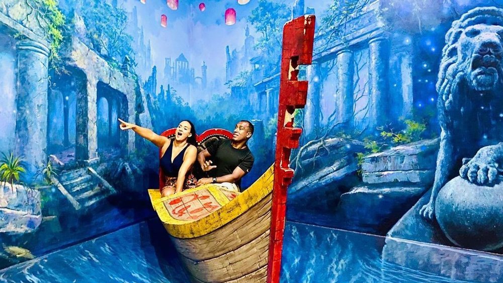 In the span of an hour, you can sail ancient rivers, meet giant creatures, journey through polar ice caps, and more! Image credits @taciana_cruciol