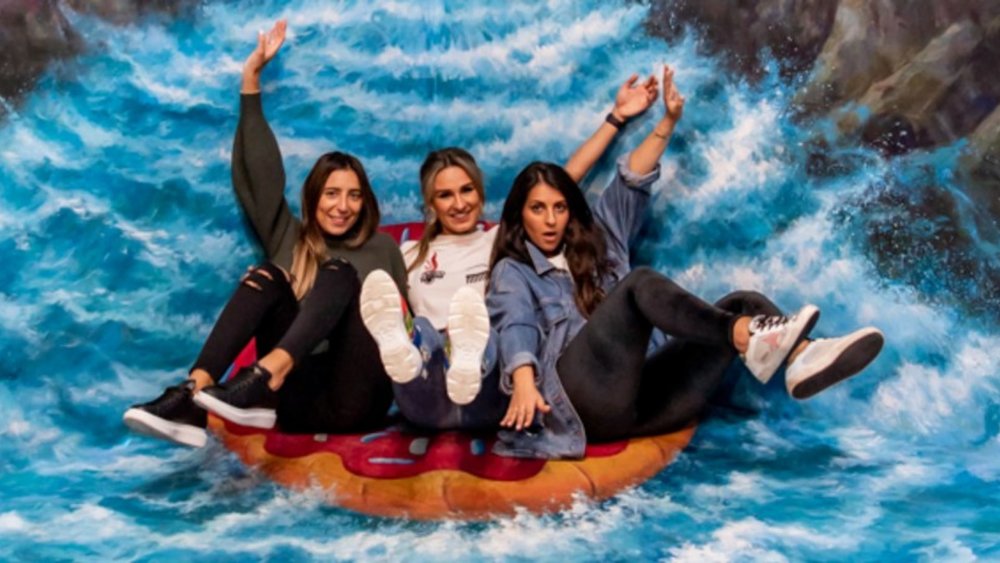 Bring the whole fam or squad for the most creative photo ops ever!