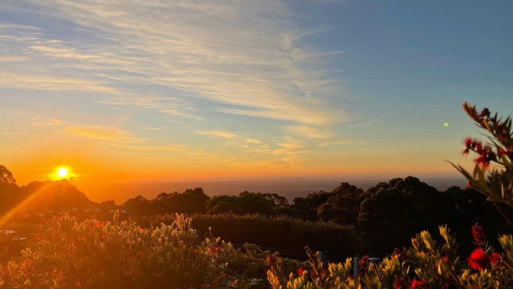 Escape from the city buzz and enjoy a marvellous view of Melbourne at SkyHigh. Credits: @sophia_naw 