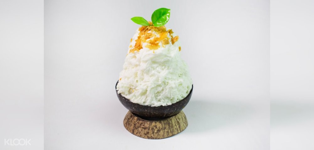 bowl of fruits and shaved ice