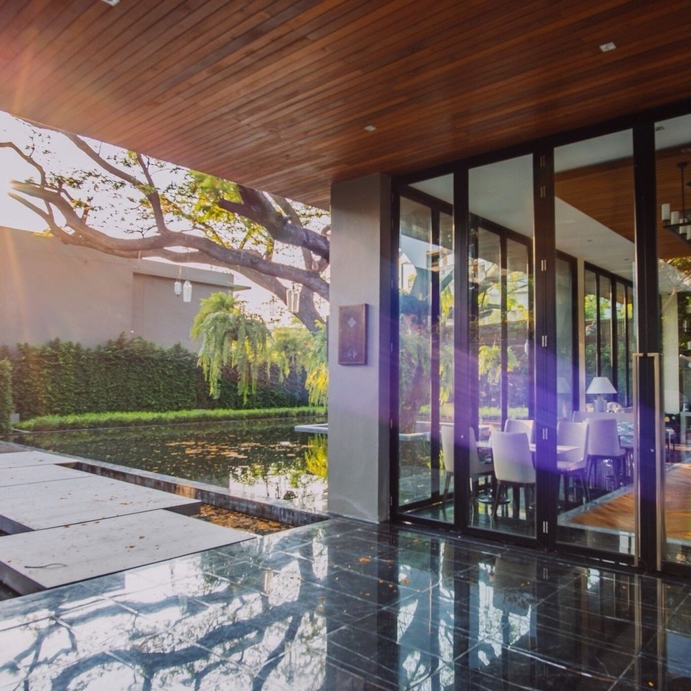 La Vie – Luxury Coffee & Tea Lounge