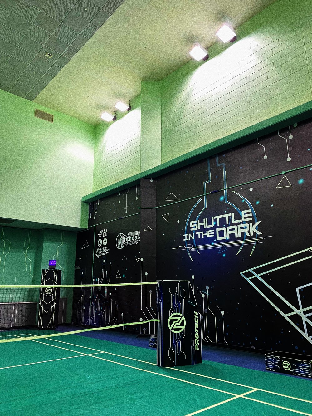 shuttle in the dark glow in the dark badminton court klcc malaysia review