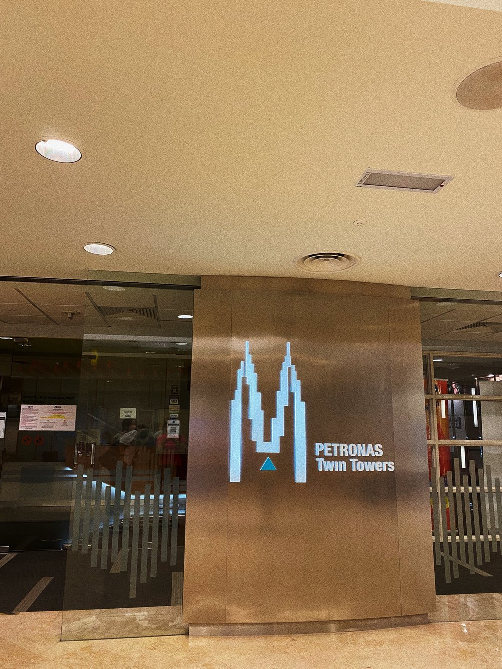 shuttle in the dark glow in the dark badminton court klcc malaysia review