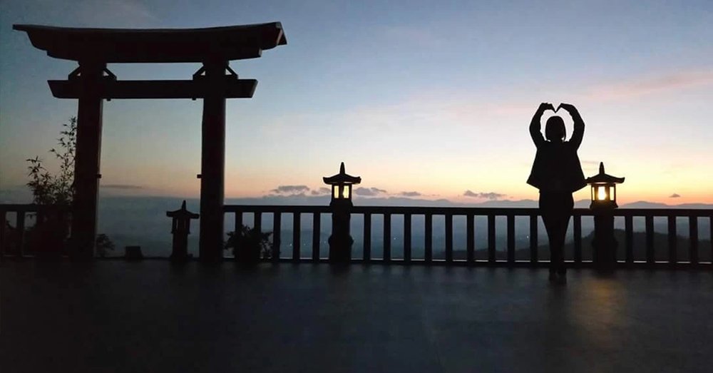 Cổng Trời Chùa Linh Quy Pháp Ấn