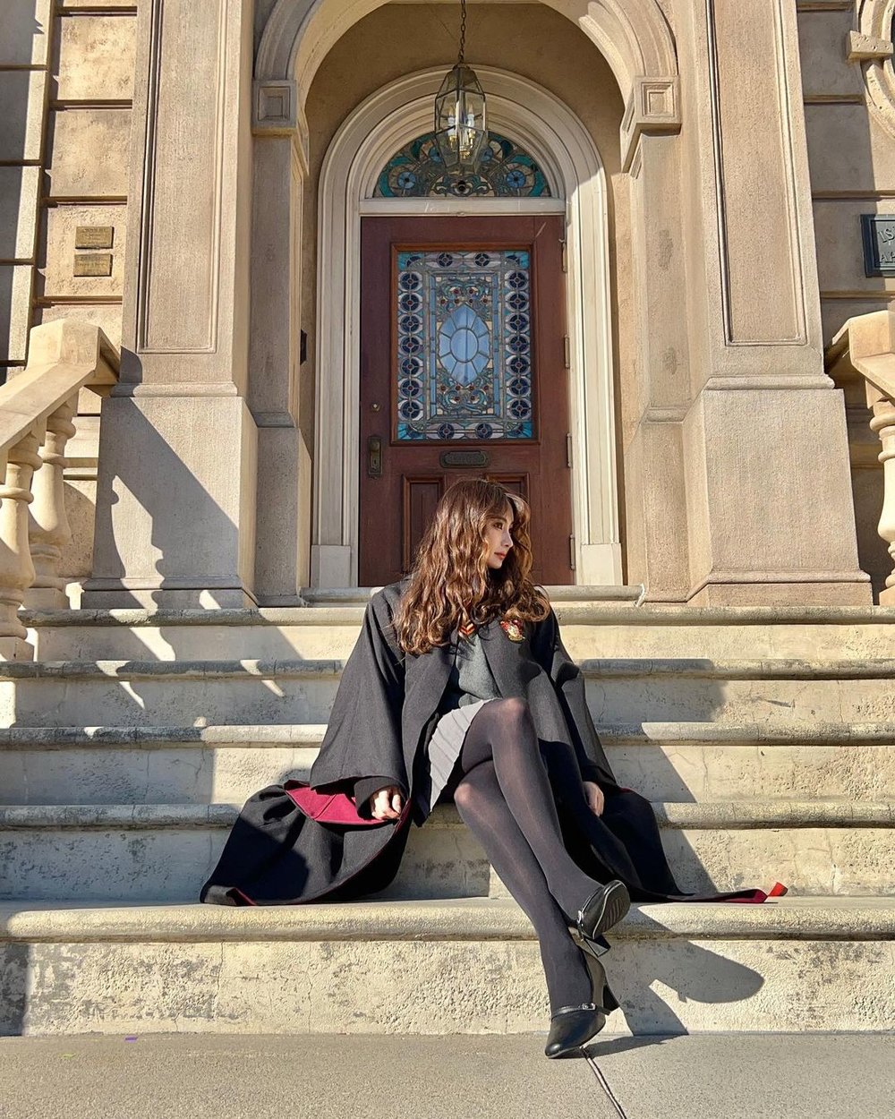 USJ UGC @momoko_takasaki 階段に座るハリポタ女の子1人