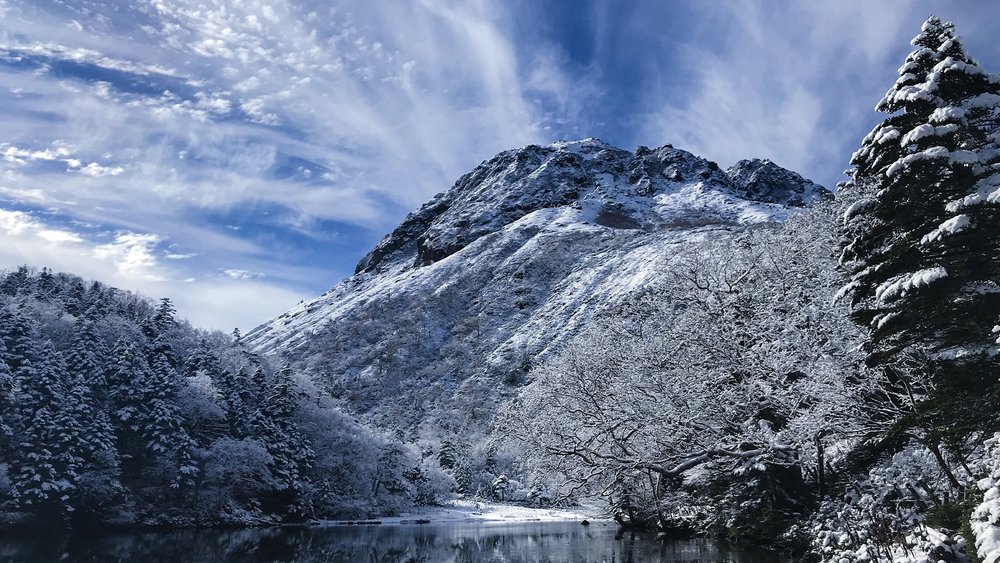  Get in the winter mood as you take in the snow-capped peaks at Nikko. Credit: Simone Imurah on Unsplash