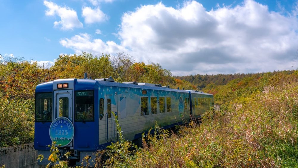 Get closer to the heavens aboard the HIGH RAIL 1375 train. Image Credits: @bamboo.grass.river