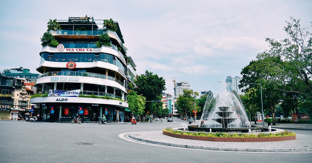 hinh-anh-quang-truong-dong-kinh-nghia-thuc