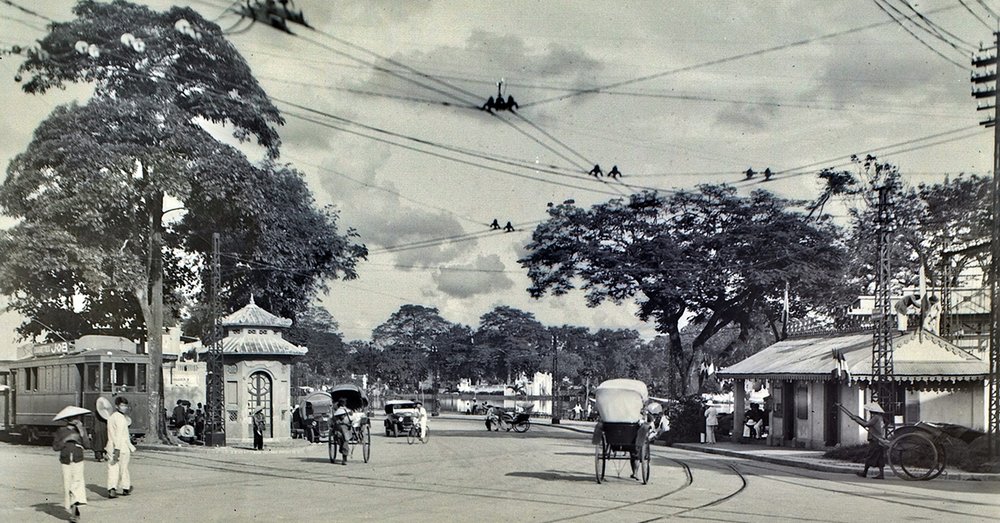 hinh-anh-quang-truong-dong-kinh-nghia-thuc