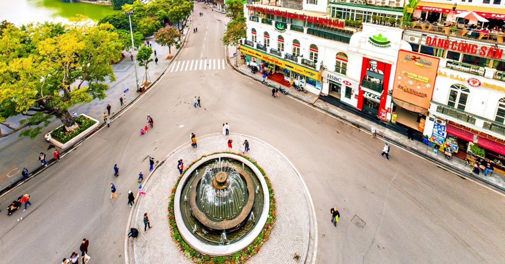 hinh-anh-quang-truong-dong-kinh-nghia-thuc