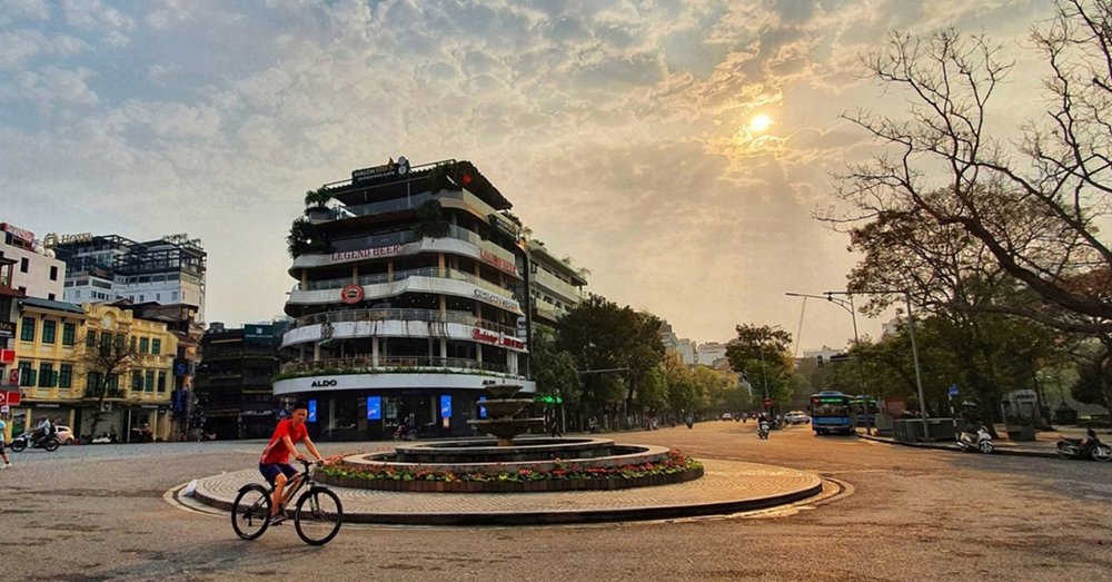 hinh-anh-quang-truong-dong-kinh-nghia-thuc