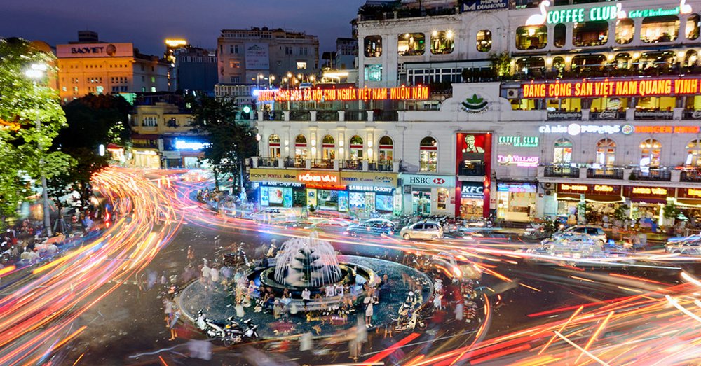 hinh-anh-quang-truong-dong-kinh-nghia-thuc