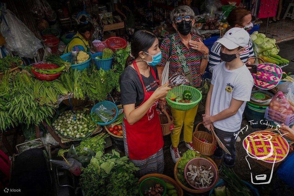 เรียนทำอาหาร ที่ โรงเรียนสอนทำอาหารไทยสมปอง