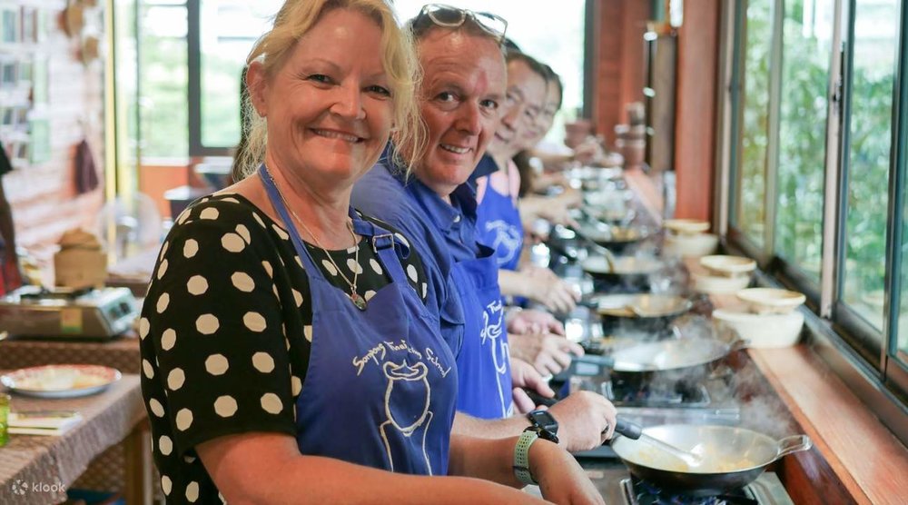 เรียนทำอาหาร ที่ โรงเรียนสอนทำอาหารไทยสมปอง 3