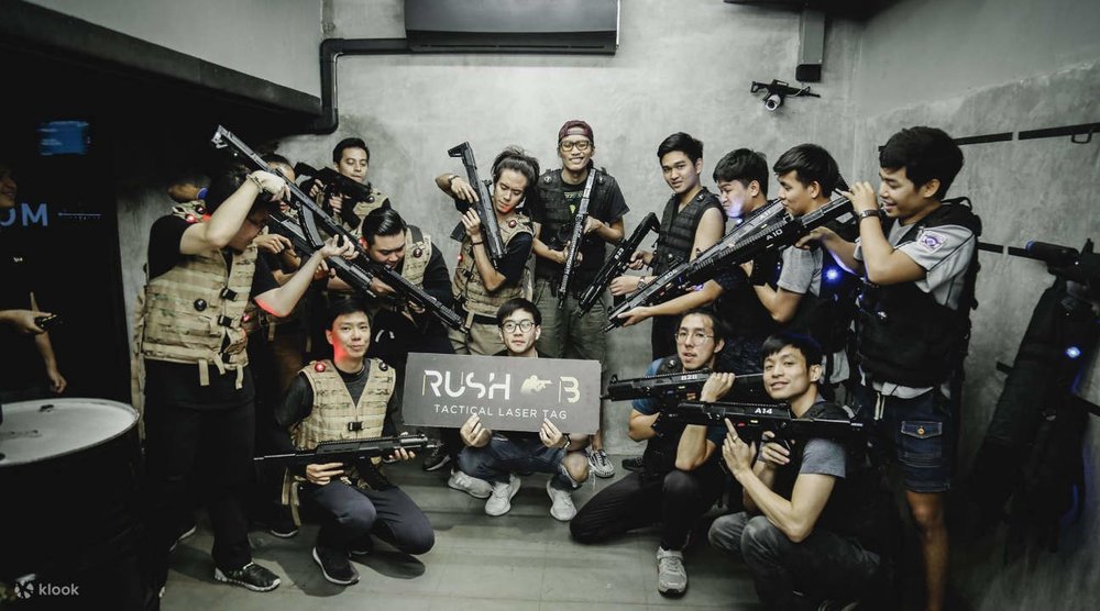 เล่นเลเซอร์เกมที่ Rush B Tactical Laser Tag 3