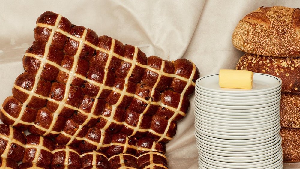 These buns are best enjoyed with a slather of butter! Image Credits: @shelleyhoran