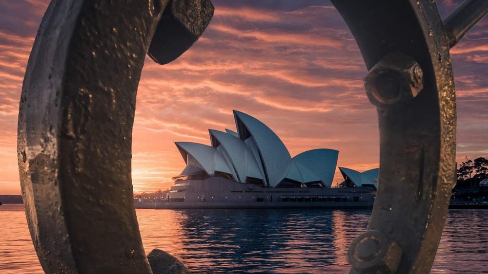 Learn the secrets of Sydney that no other tour will reveal!