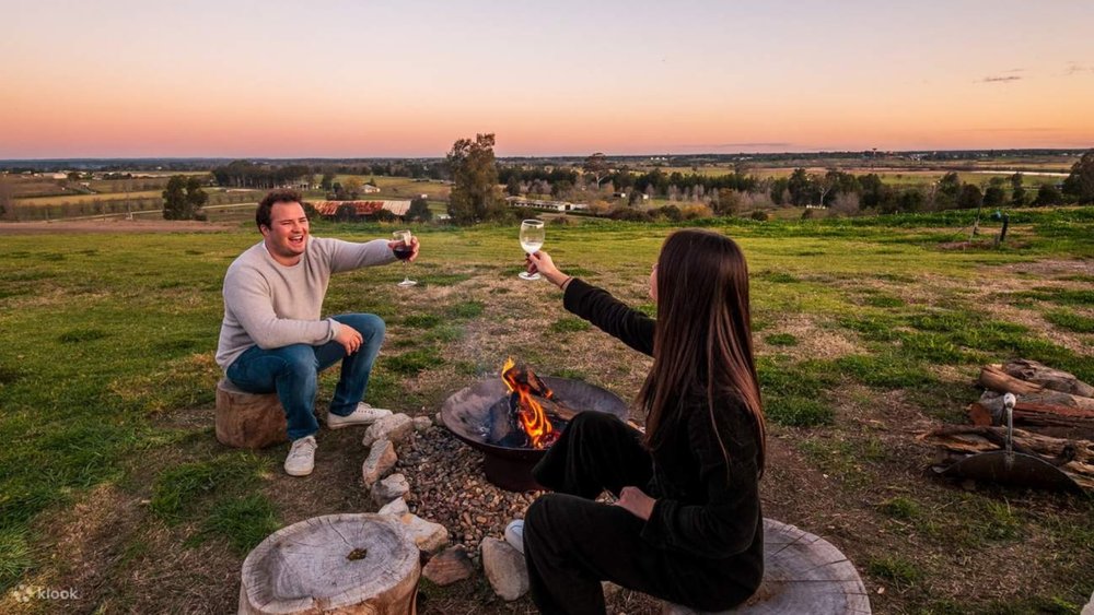 Stay cosy by a campfire, relax in a jacuzzi, or simply enjoy the scenery on this extraordinary getaway!