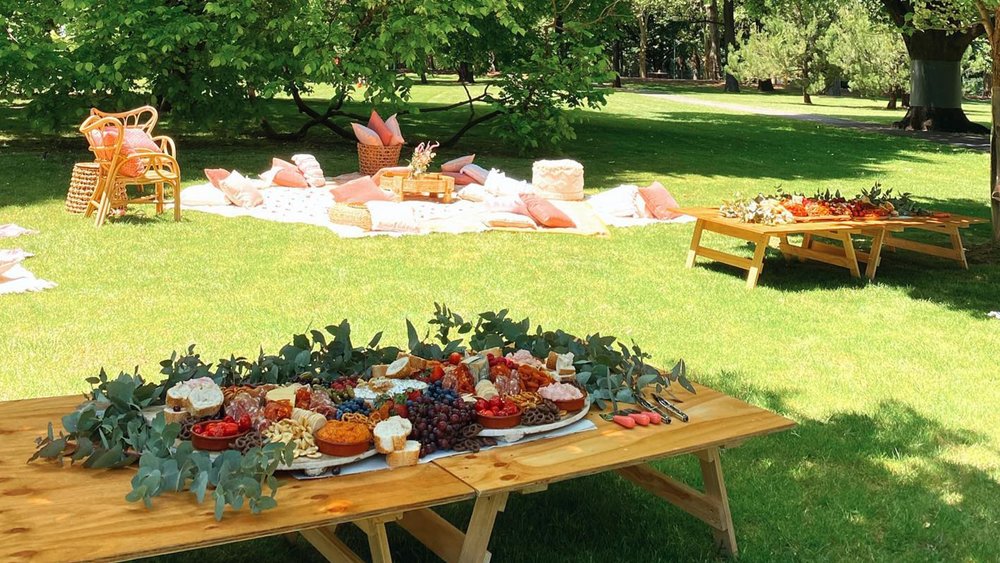 Dig out your best red and white plaid mat, it’s time for a picnic! Image Credits: @thegrazingfoxmelbourne