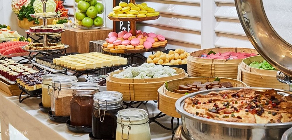 the landmark restaurant