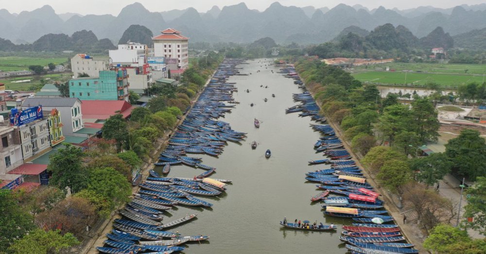 Lịch Sử Chùa Hương Hà Nội - Ngôi Chùa Tồn Tại Hàng Trăm Năm