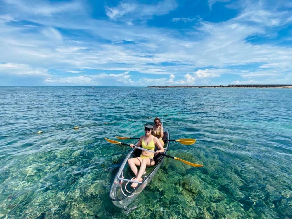 澎湖隘門沙灘：透明獨木舟