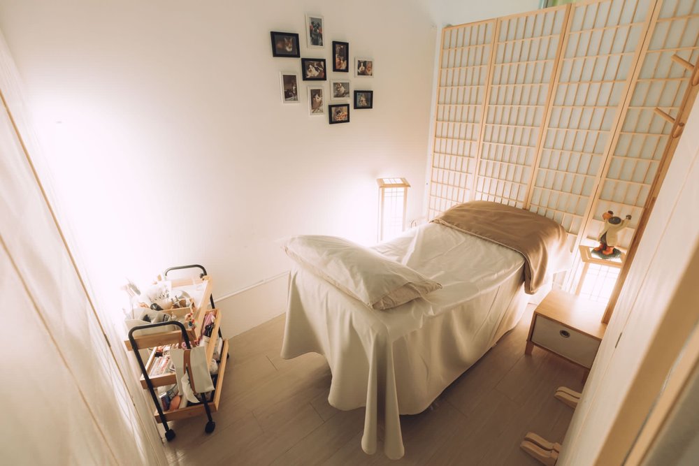 環境舒適寬闊,主打日式採耳體驗。