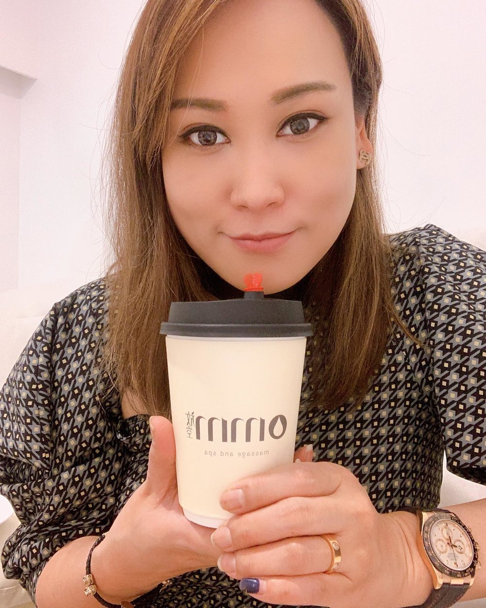 這裡的環境走純淨素白風格,讓人盡情放空。(Instagram@tiffanyicyicy)