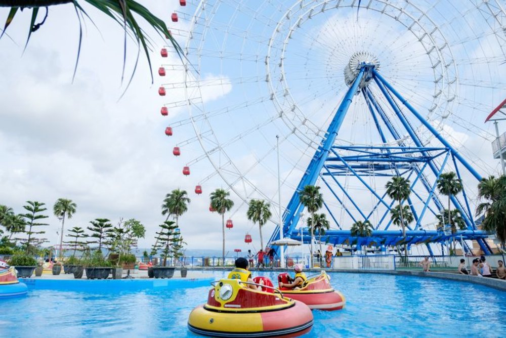 麗寶樂園 馬拉灣碰碰船