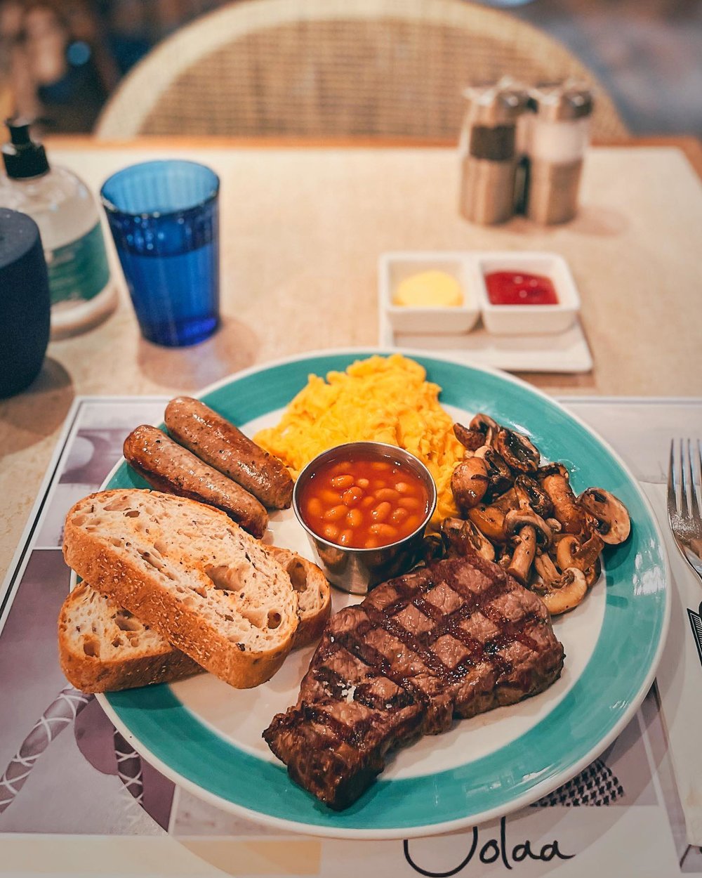 份量極大的All Day Breakfast,為周末帶來美好的早晨。 (Instagram @mr.hungry_ghost)