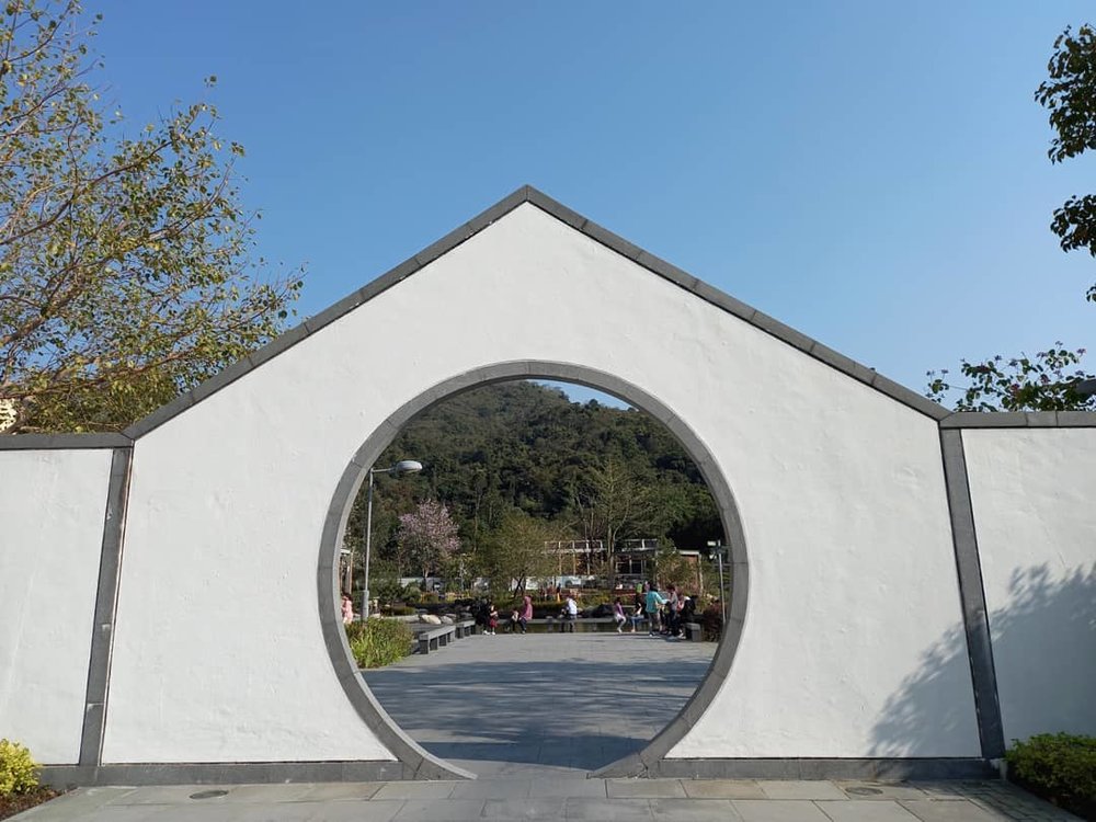 公園以中式庭園建築設計,很有特色。 (Instagram @kk992008)
