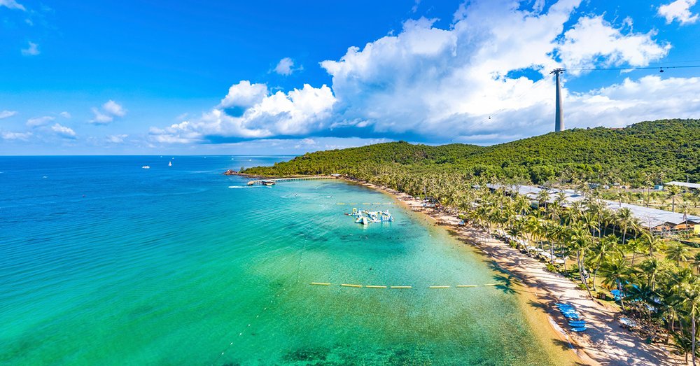 Thư Giãn Trên Bãi Biển Gành Dầu 