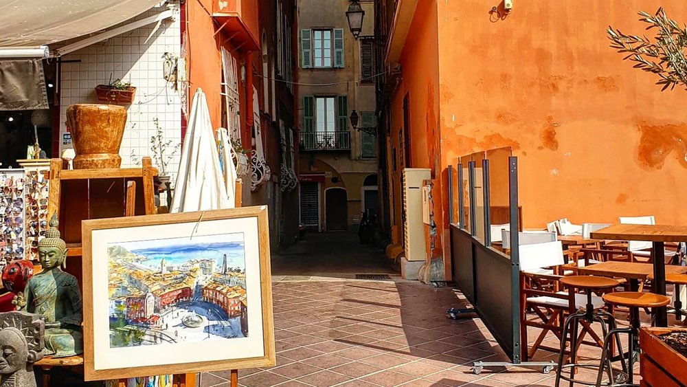 Every nook and corner of Nice is filled with curious antiquities that make for a lively and colourful Europe trip. Image Credits: @vakica_97