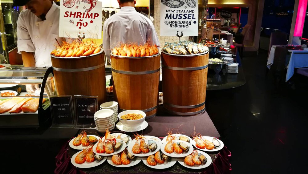 Dinner Cruise on Chao Phraya River best thing to do in Bangkok Thailand