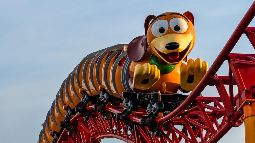 Round up the whole fam and ride the Slinky Dog Dash. Credits: @themeparkalex