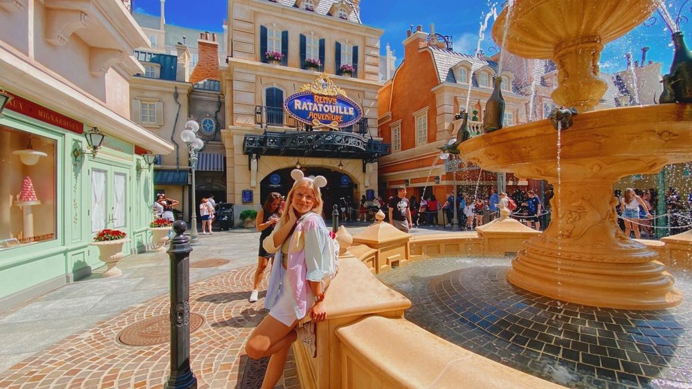 It feels like a Parisian holiday at Remy’s Ratatouille Adventure! Credits: @dani_lindsay