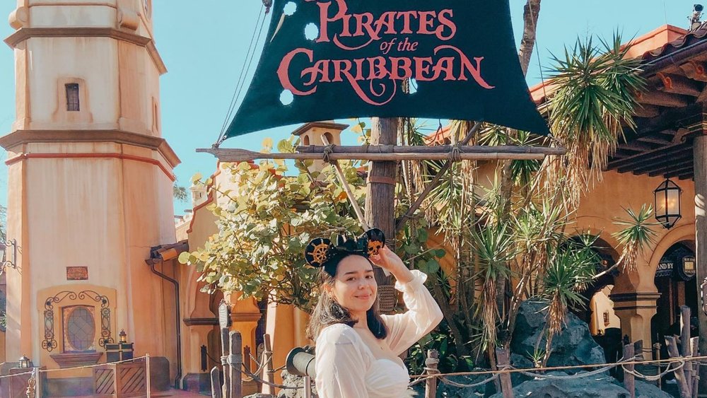 Prepare for the great bounty you’re gonna get on the Pirates of the Caribbean ride! Credits: @christy.inwonderland