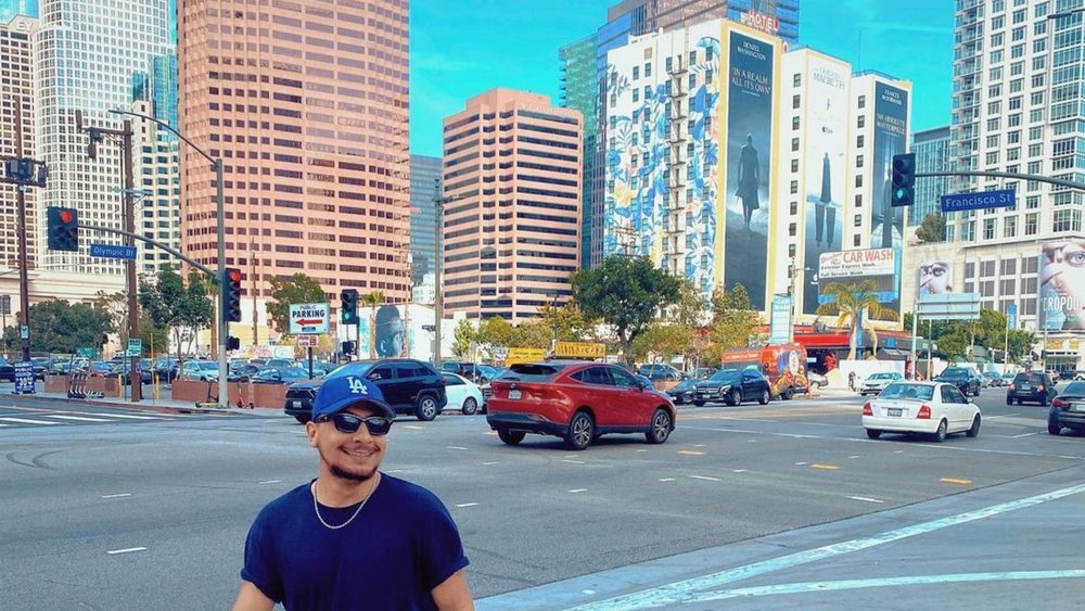 Downtown LA is filled with bars and restos you can try out! Credits: @lifeaspablo_ on Instagram