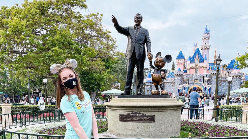 The Partners Statue, which features creator Walt Disney Credits: @milenaamarkin on Instagram
