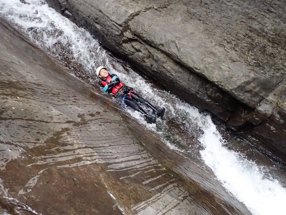 新北烏來|加九寮溪溯溪